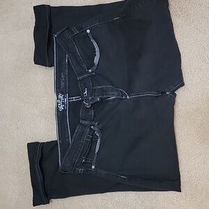 Black levi Strauss Capri pants size 14